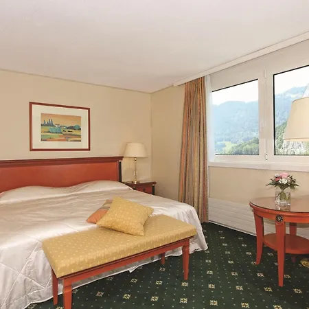 Metropole 4*