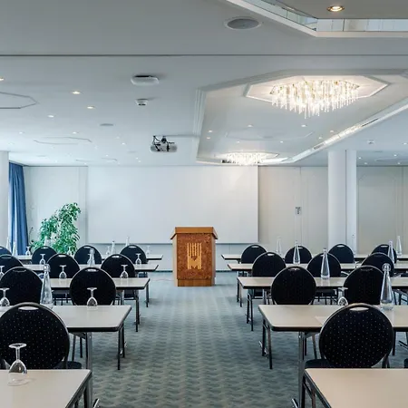 ホテル Metropole 4*