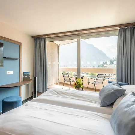 Metropole 4* Entrelagos