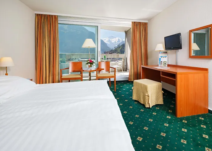 فندق Metropole 4*