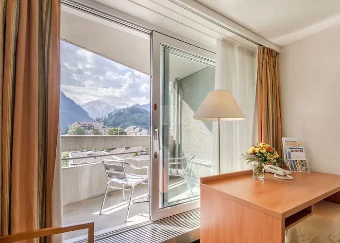 Отель Metropole 4*