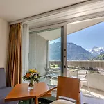 Metropole Hotel 4*