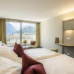 Metropole Hotel