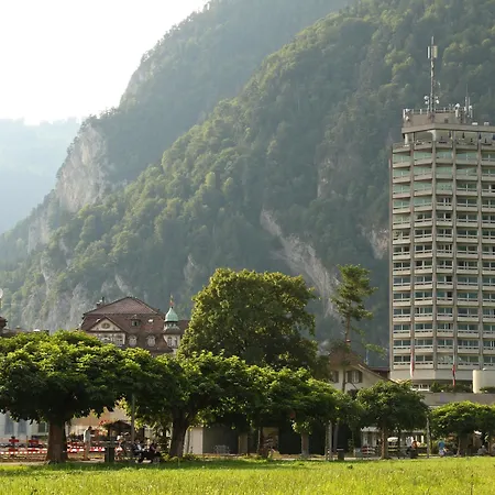 Metropole 4*