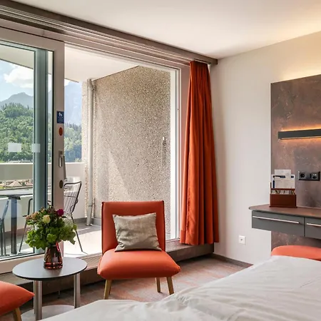 فندق Metropole 4*
